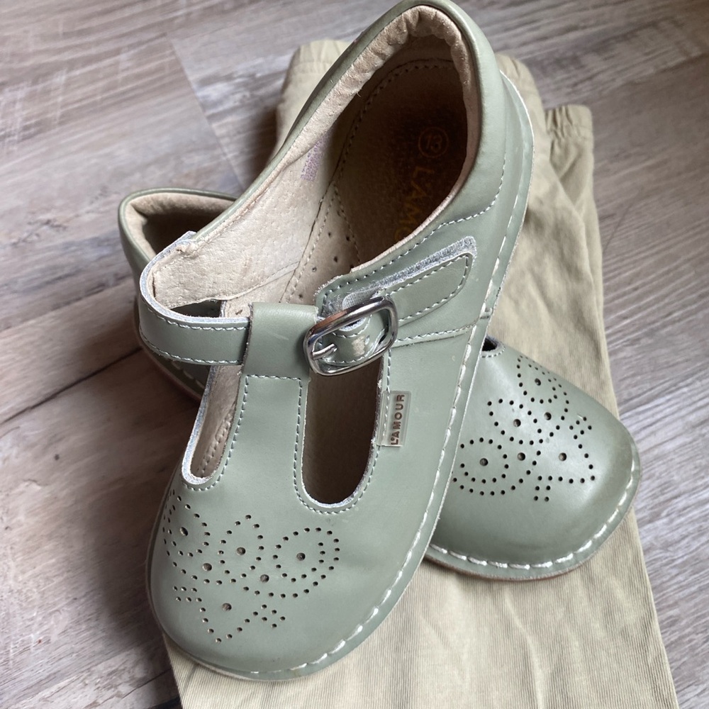 Elegant Kids Dress Shoes with Heart Design